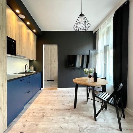 Copernicus Street Apartment - Broken Flowers And Twin Peaks Stary Toruń エクステリア 写真