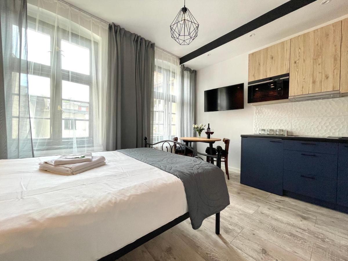 Copernicus Street Apartment - Broken Flowers And Twin Peaks Stary Toruń エクステリア 写真