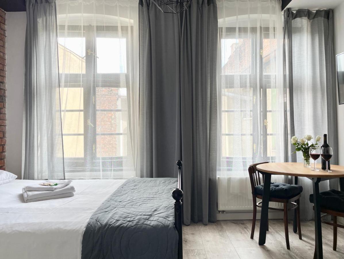 Copernicus Street Apartment - Broken Flowers And Twin Peaks Stary Toruń エクステリア 写真