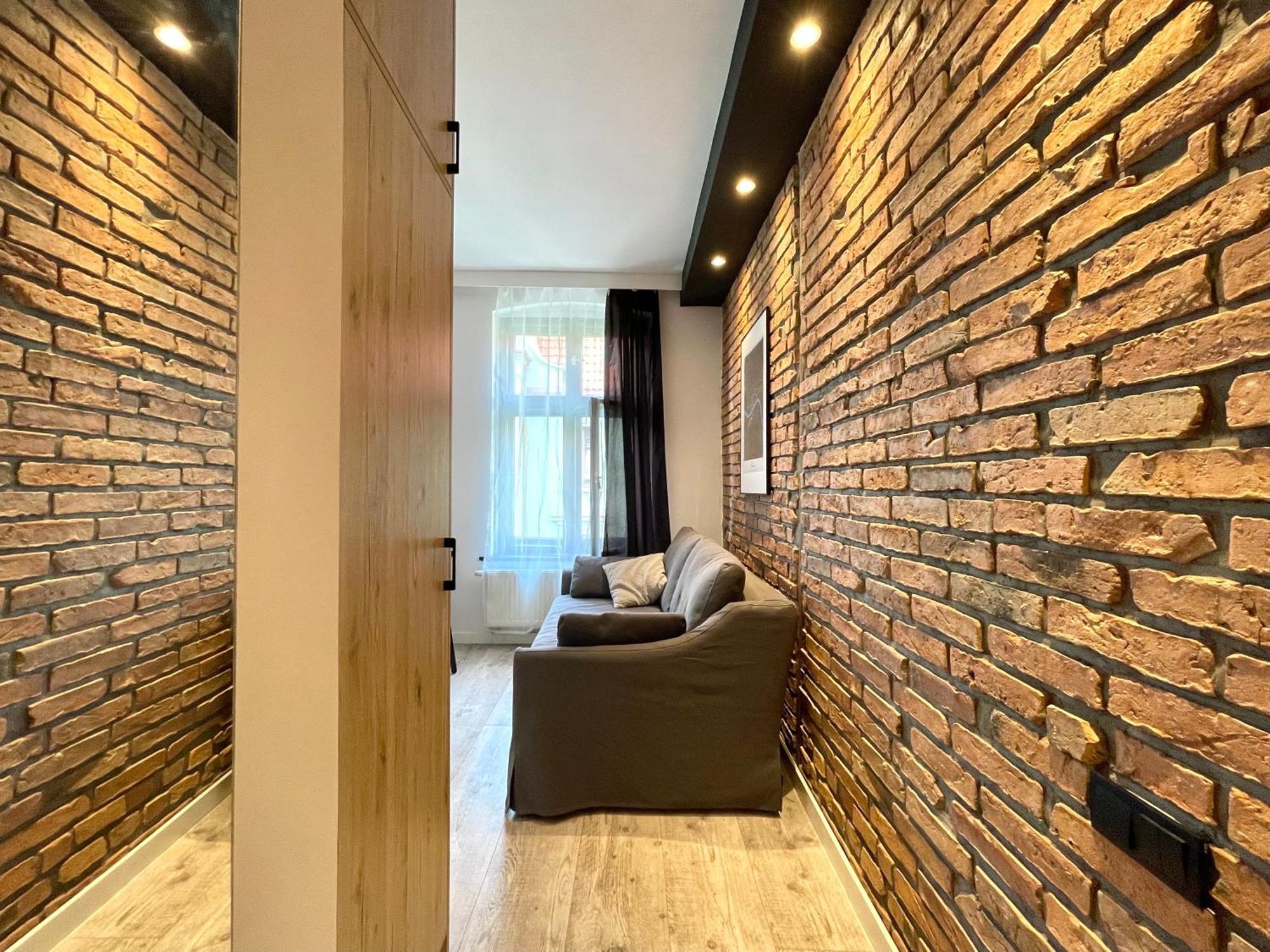 Copernicus Street Apartment - Broken Flowers And Twin Peaks Stary Toruń エクステリア 写真