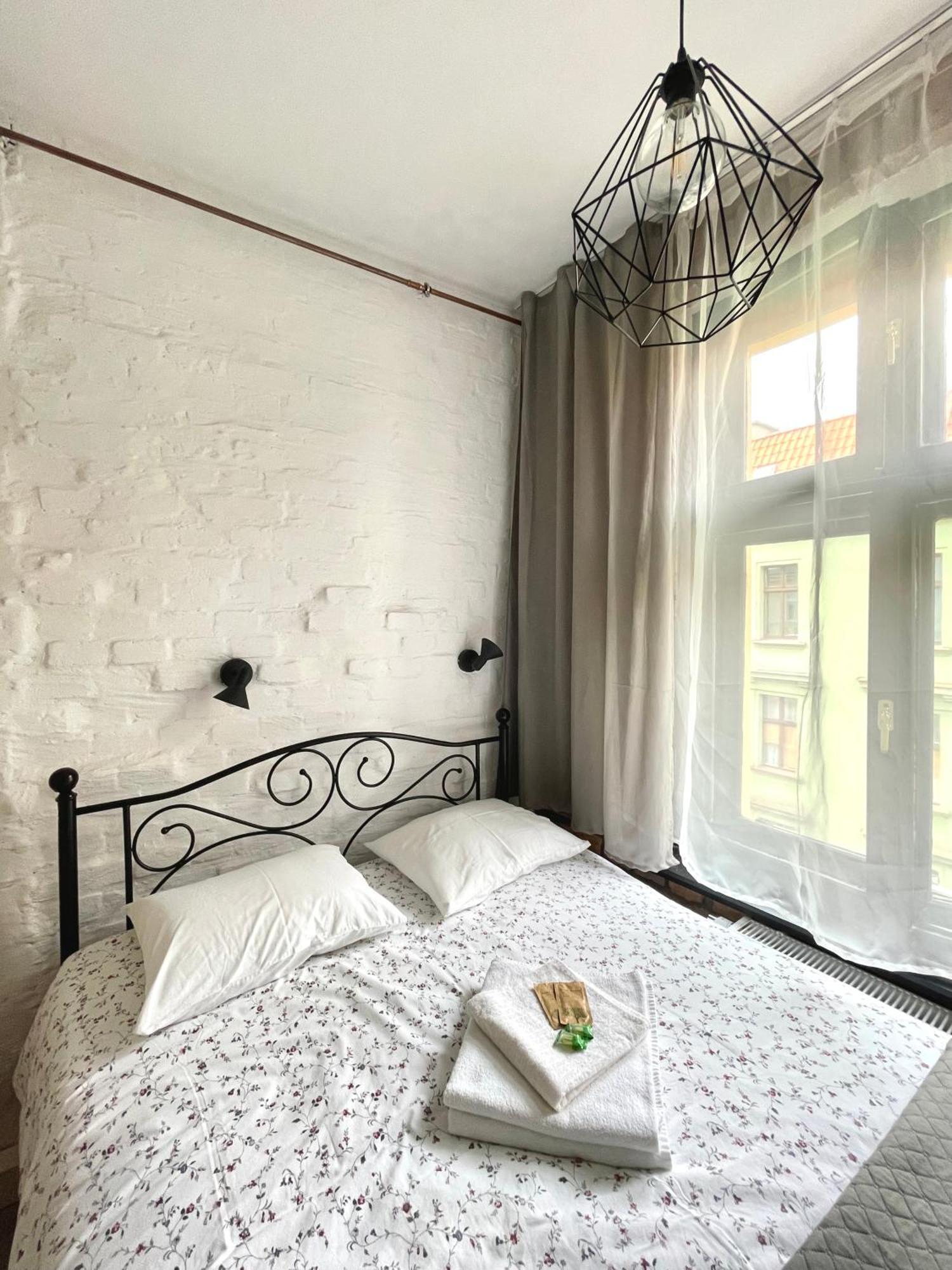 Copernicus Street Apartment - Broken Flowers And Twin Peaks Stary Toruń エクステリア 写真
